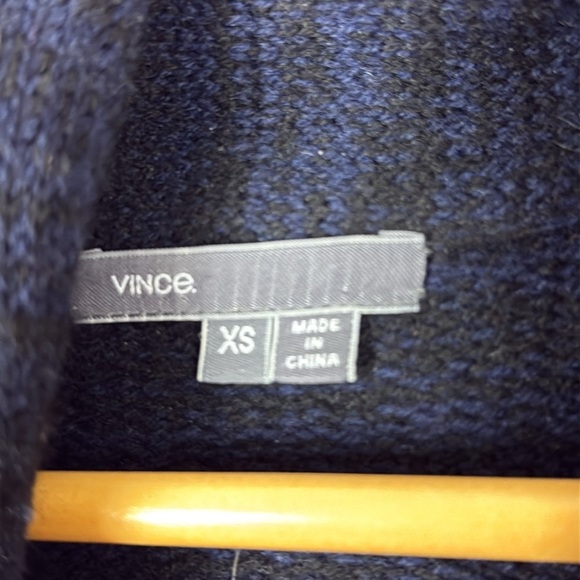 Vince Navy and Black Knit Sweater size extra small - Picture 3 of 7